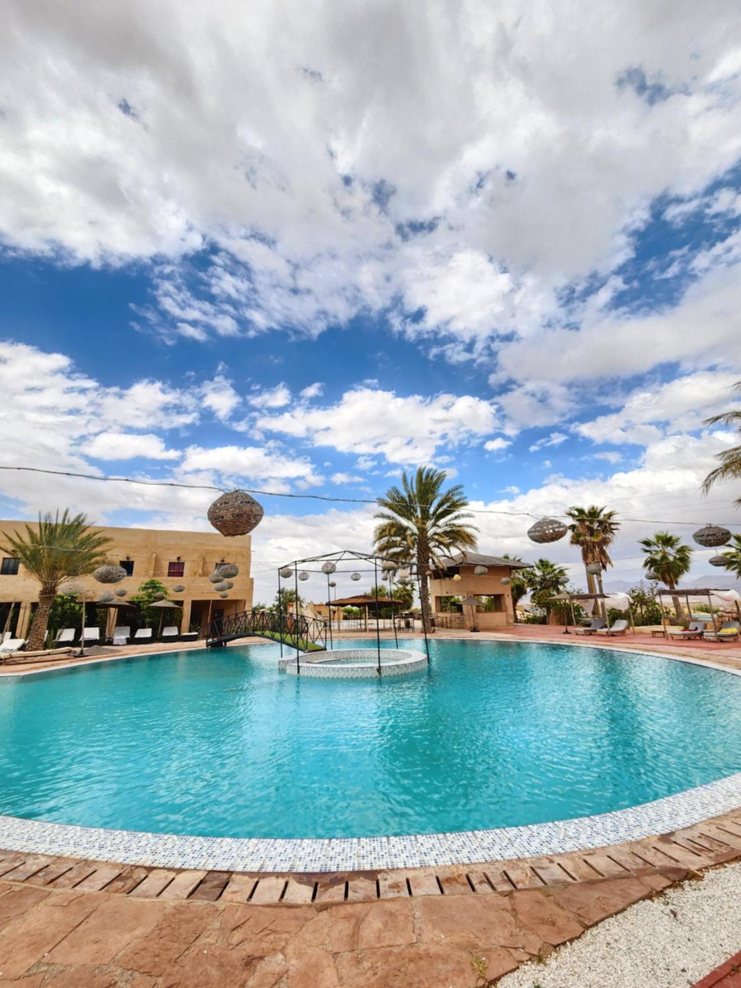 Les Jardins D Amizmiz 6 Piscines Bed & Breakfast Wawizelte Exterior photo